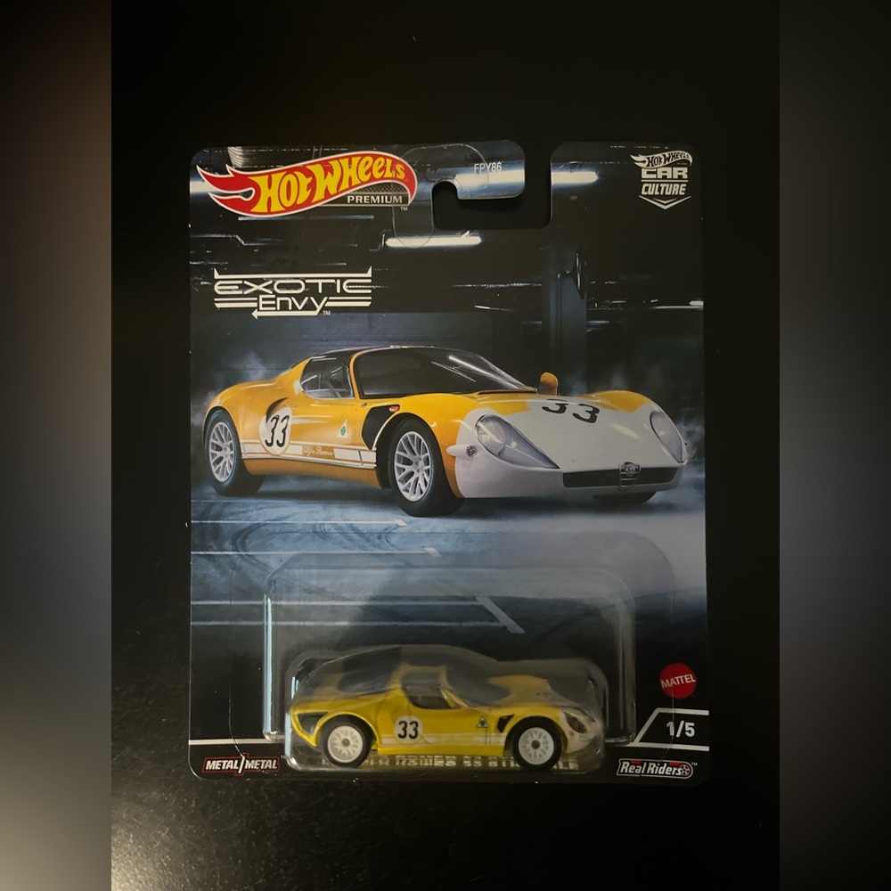 Hot Wheels Premium 2022 Car Culture Exotic Envy 1/5 ‘69 Alfa Romeo 33 Stradale